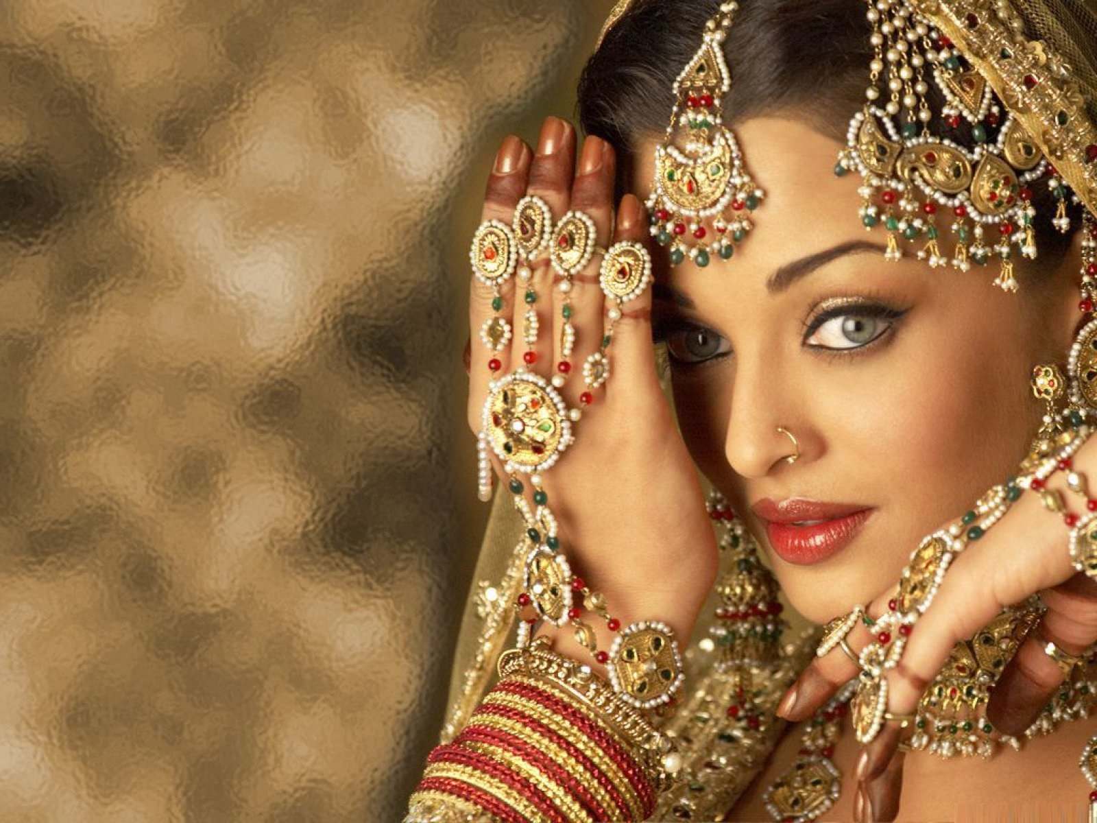 Aishwarya Rai Marriage Stills Wallpaper