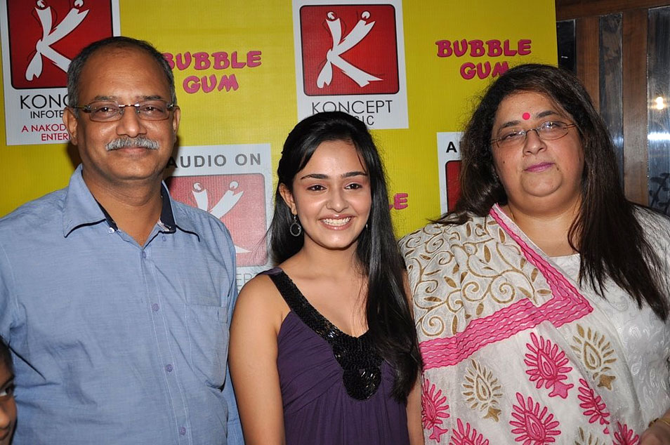 Bubble Gum Telugu Movie Apoorva Arora Pictures