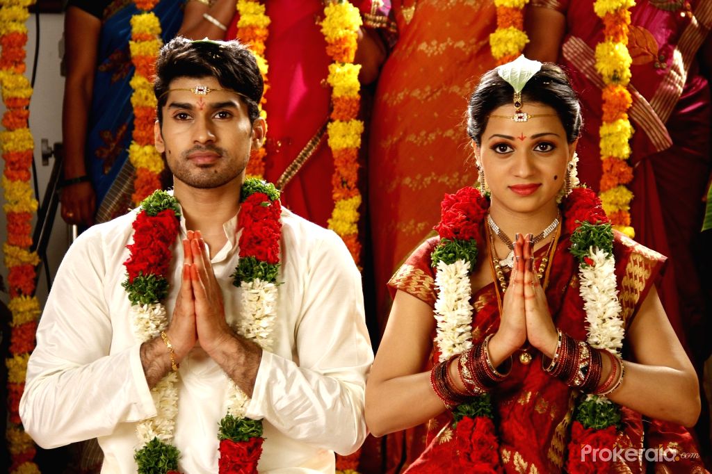 Jeelakarra Bellam Movie Marriage Photos