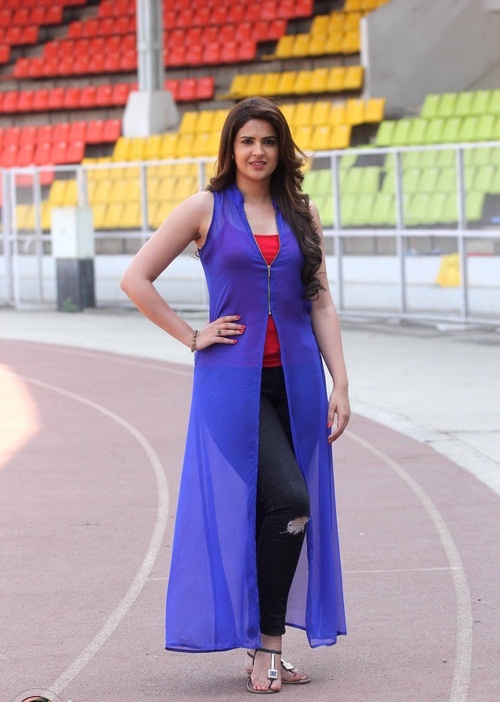 Saat Kadam Film Actress Padmini Kolhapure Blue Dress Photos