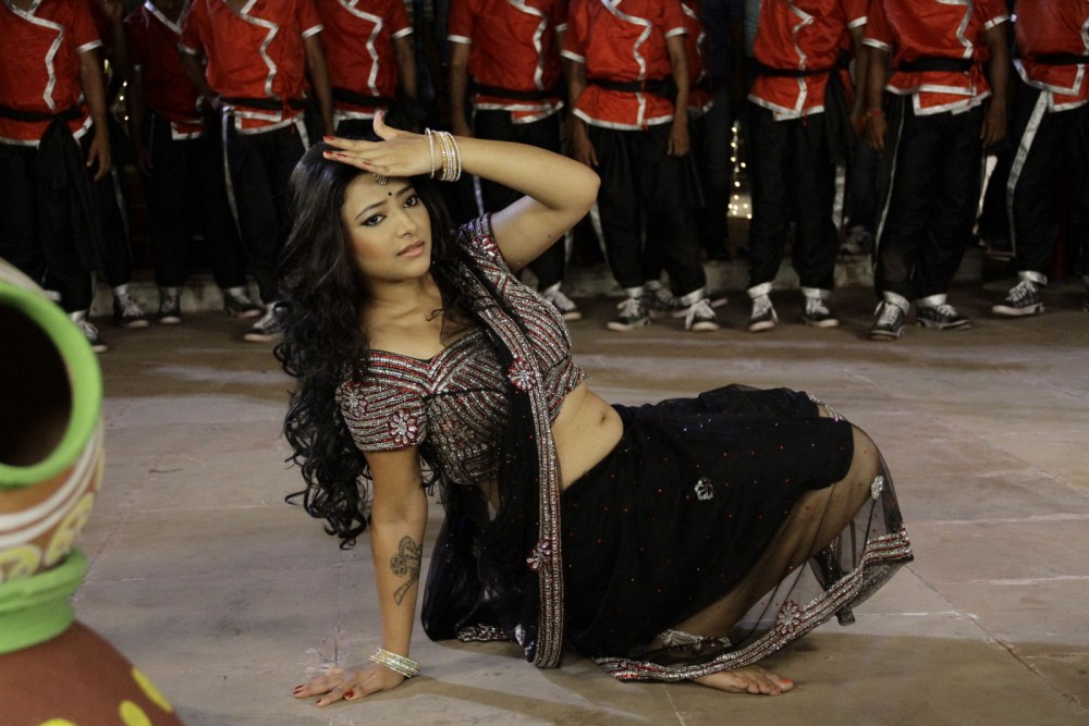 Punnami Rathri Movie Heroine Dance Stills