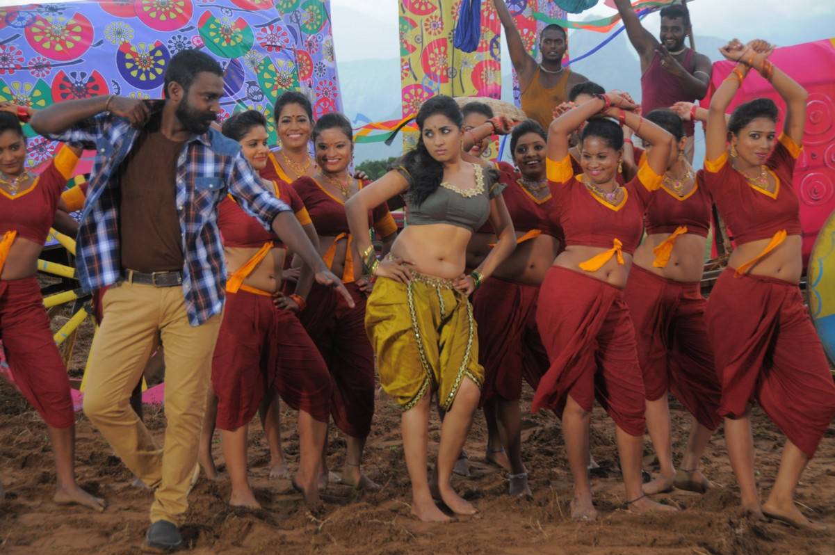 Achamindri Tamil Movie Pics