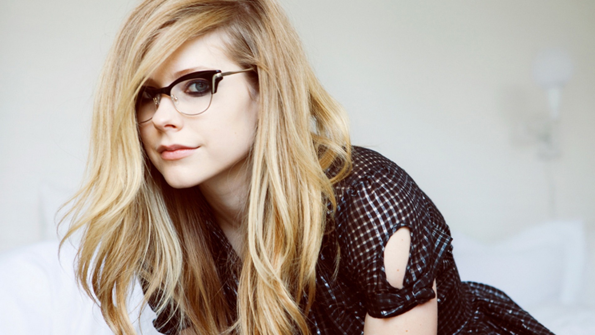 Avril Lavigne Actress Photos