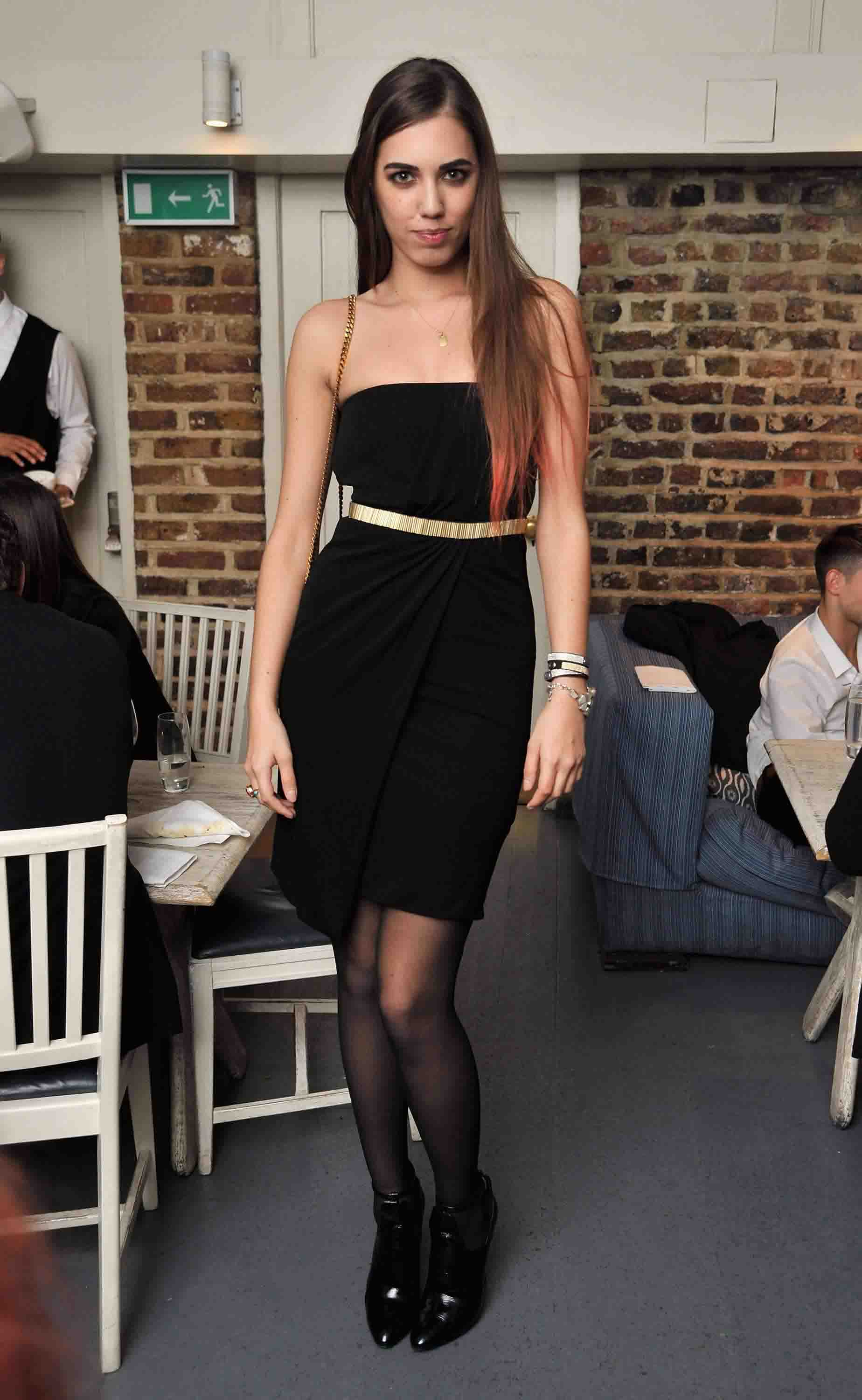 Amber Le Bon Black Color Dress Pics