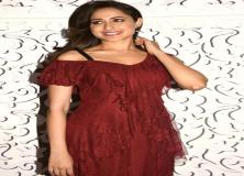 pragya jaiswal interview red dress pictures