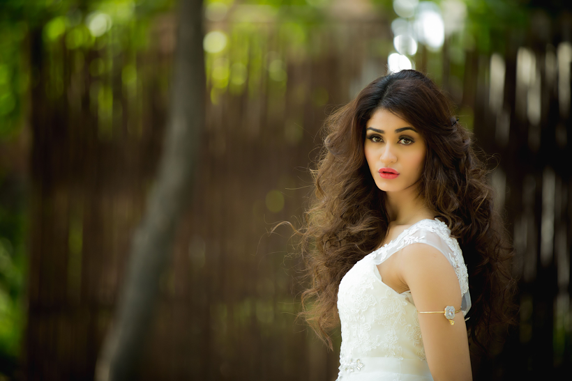 Aditi Arya White Dress Glamour Image