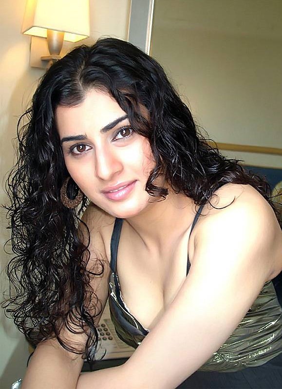 Actress Veda Sastry Images