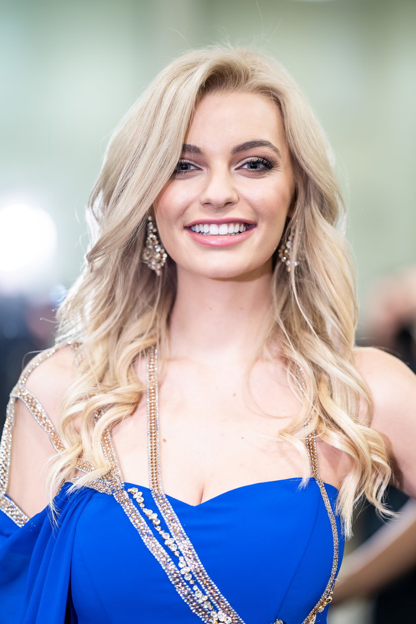 Karolina Bielawska Miss World Pics