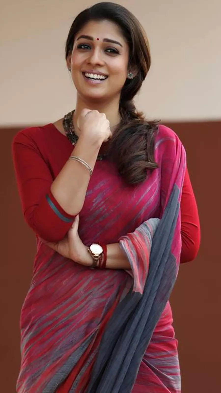 Nayanthara Pink Saree Image