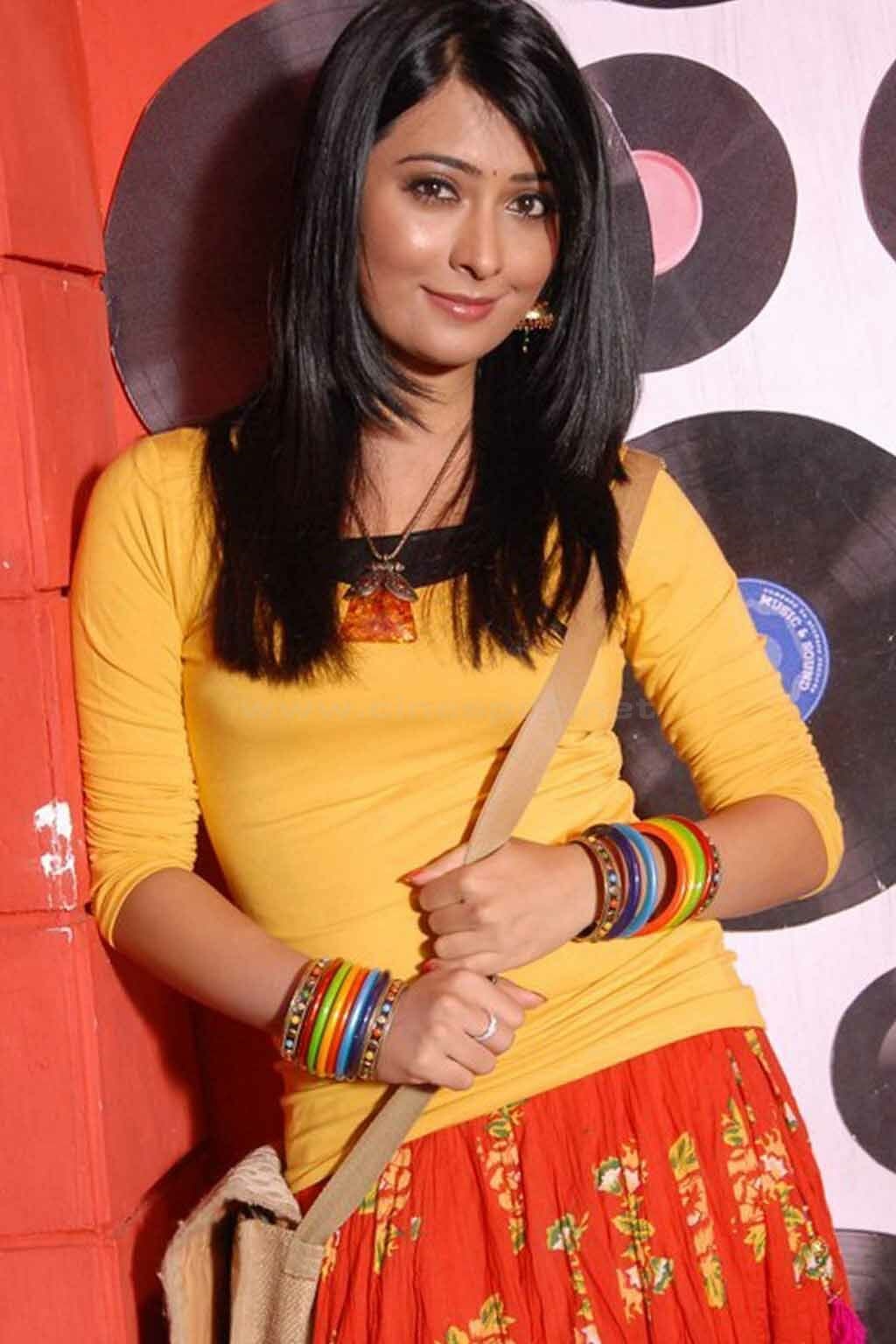 Radhika Pandit In Dilwala Movie Picture