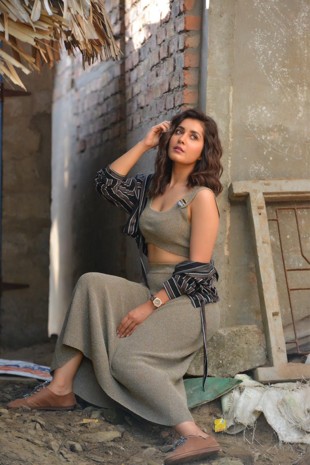 Actress Rashi Khanna Photoshoot Pics