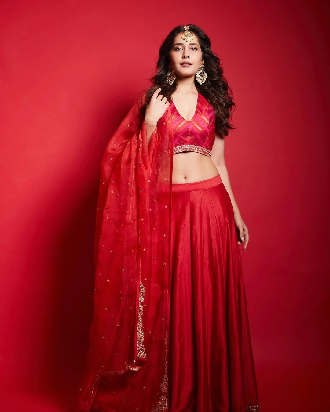 Rashi Khanna Long Red Dress Images