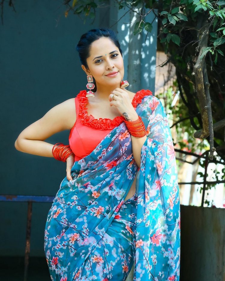 Gorgeous Actress Anasuya Bharadwaj Wallpaper