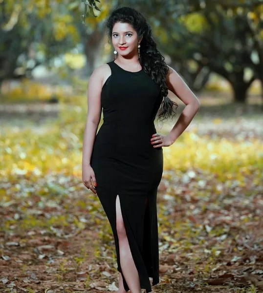 Shubha Poonja In Black Dress