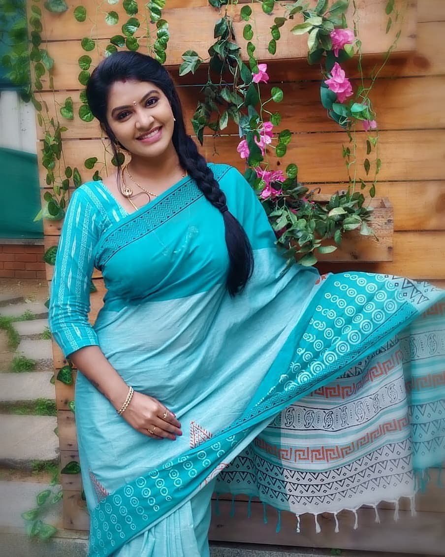 Tamil Serial Actress Rachitha Mahalakshmi Fotos