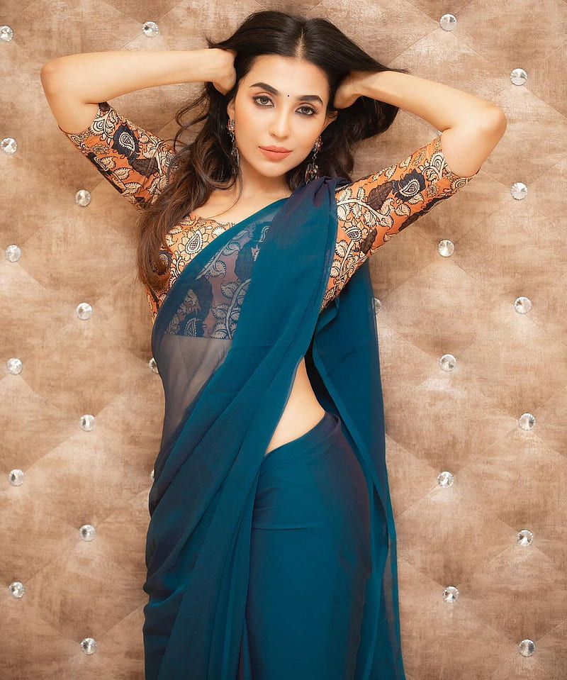 South Actress Parvati Nair Fotos
