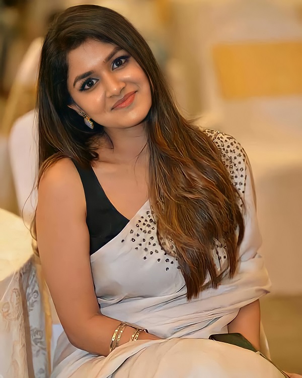 South Actress Sanjana Anand Pictures
