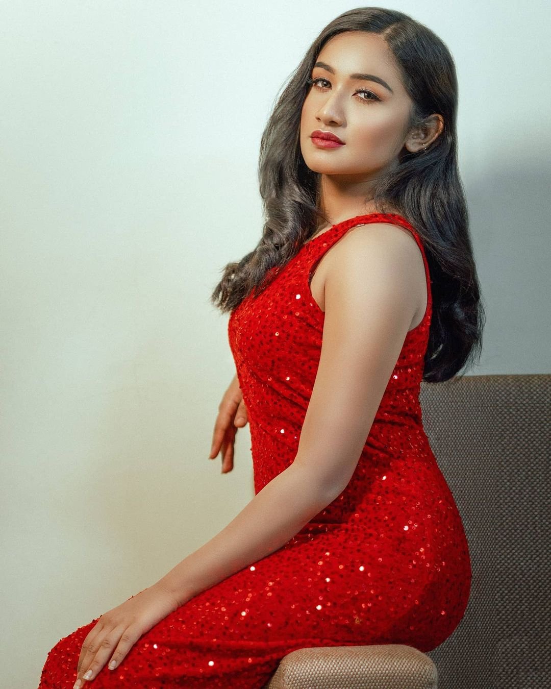 Television Actress Raveena Daha In Red Dress