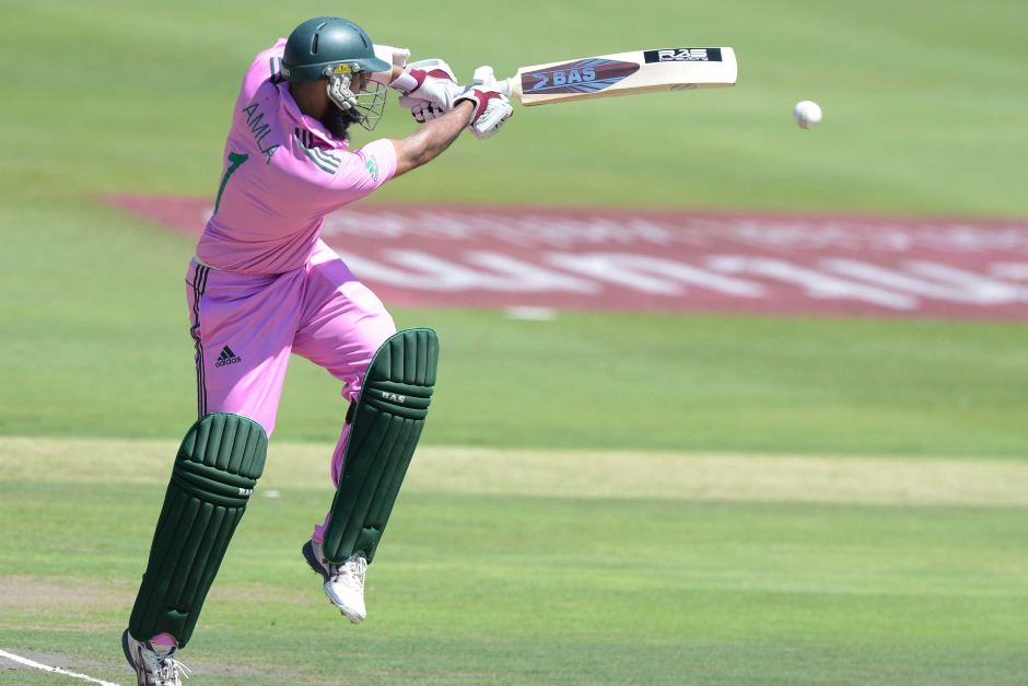 Cricketer Amla Pink Dress Pictures