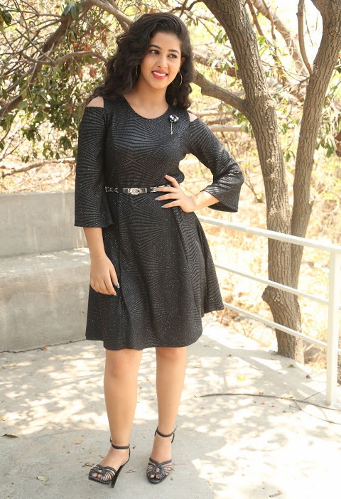 Pavani Reddy Black Dress Hd Pictures