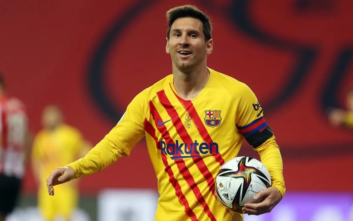 Lionel Messi In Yellow Jercy